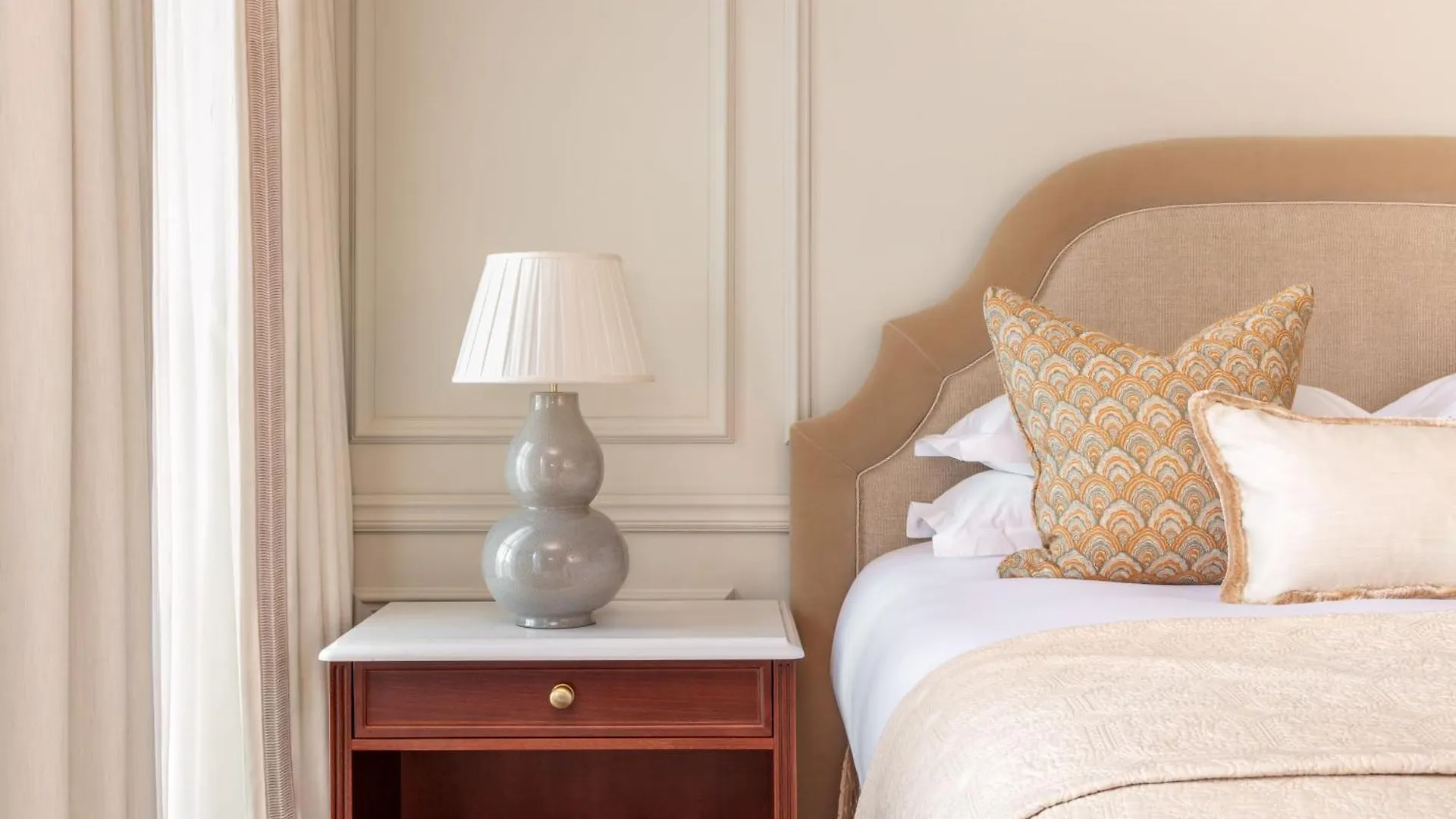 Hayfield Manor Hotel Cork 5*,  Ireland